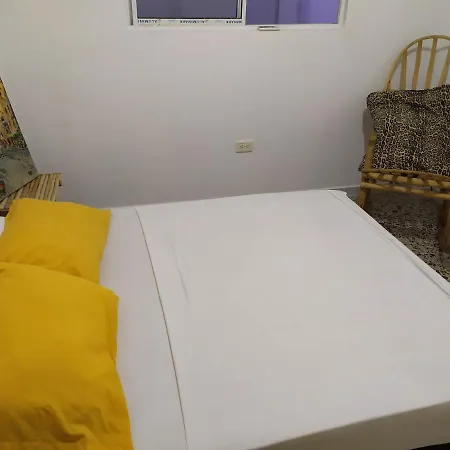 Hostal Casa Tamarindo *